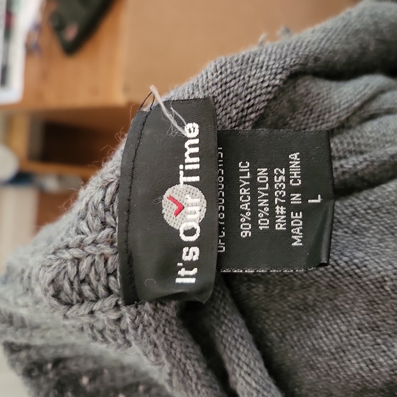 Women's Belted Sweater - Picture 2 of 3